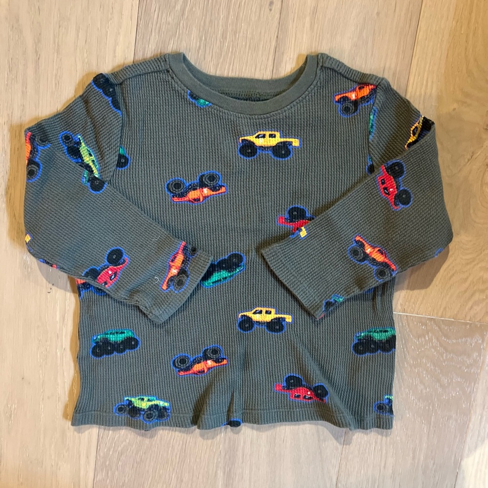 Old Navy Olive Green Waffle-Knit Tee with Colorful Truck Accents